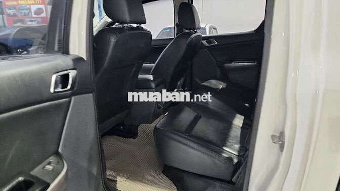 Mazda BT 50 2018 2.2L 4x2 AT - 90000 km. Xe đẹp.