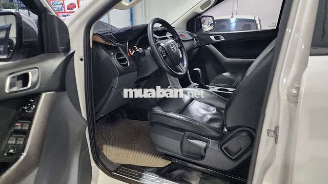 Mazda BT 50 2018 2.2L 4x2 AT - 90000 km. Xe đẹp.