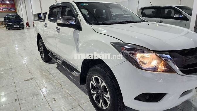 Mazda BT 50 2018 2.2L 4x2 AT - 90000 km. Xe đẹp.