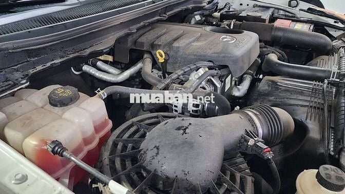Mazda BT 50 2018 2.2L 4x2 AT - 90000 km. Xe đẹp.