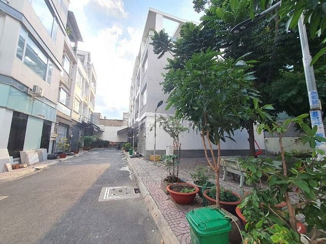 Bán nhà hẻm 6m 110/1/8 Tô Hiệu 4 x 13m đúc 3 lầu, giá 7,6 tỷ