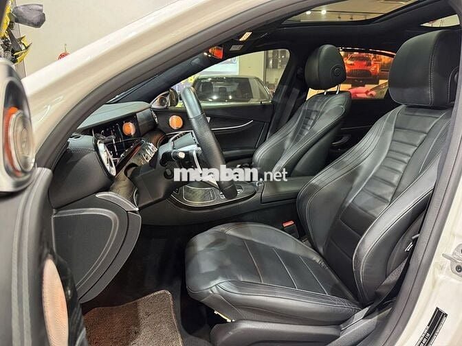 Mercedes Benz E300 2021  - 35000 km