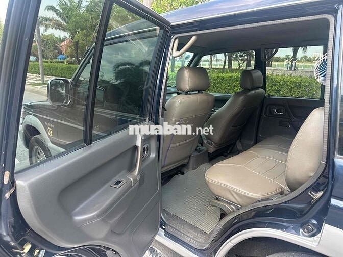 Mitsubishi pajero đời 2000 2 cầu hàng nhập