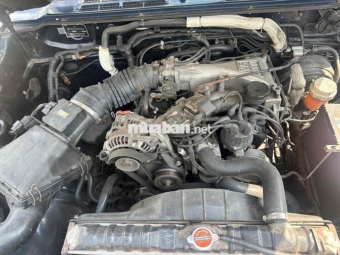 Mitsubishi pajero đời 2000 2 cầu hàng nhập