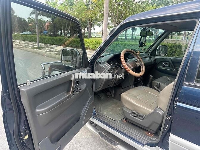 Mitsubishi pajero đời 2000 2 cầu hàng nhập