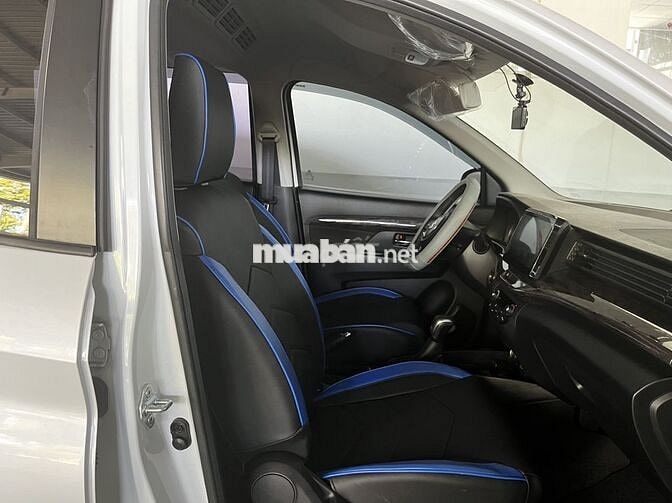Suzuki Ertiga 2023 AT Hybrid  - 9000 km