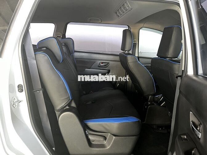 Suzuki Ertiga 2023 AT Hybrid  - 9000 km