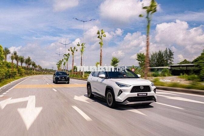 Toyota Yaris Cross - Nhiều quà tặng hấp dẫn