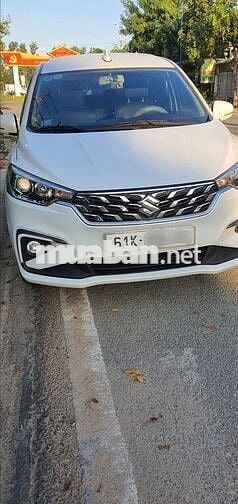 Suzuki Ertiga 2023 AT Hybrid  - 9000 km