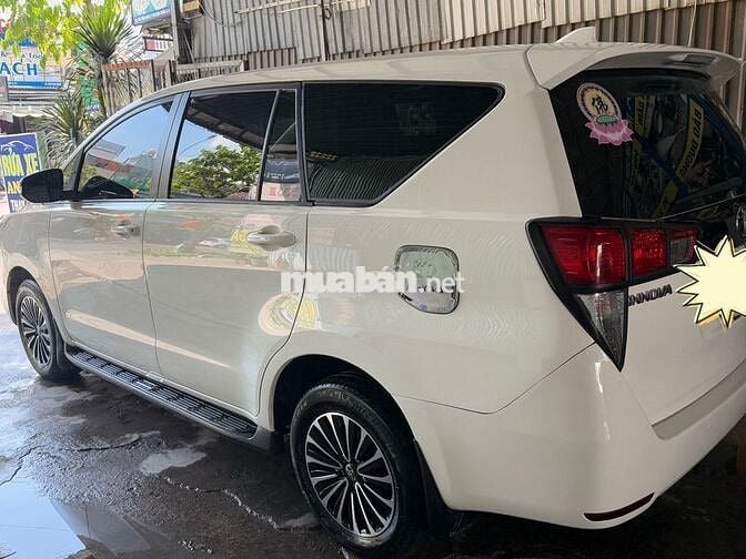 Toyota Innova 2017 2.0e - 133000 km