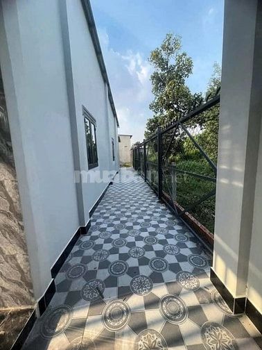 Cần tiền bán gấp nhà 168m2 sau chợ phước thạnh - củ chi giá 750 triệu.