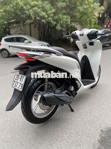 SH125 phanh C.B.S năm 2021 màu trắng đẹp