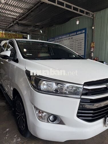Toyota Innova 2017 2.0e - 133000 km