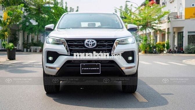 Toyota Fortuner 2025  - Ưu đãi cực khủng