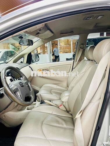 Toyota Innova 2006 G - 180000 km