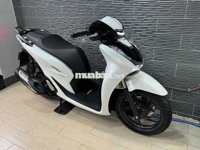 Honda SH150 abs Trắng Đen Sporty Mẫu 2024 Panda