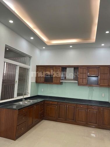 Bán biệt thự trong phú mỹ hưng,126m đất, 3 phòng ngủ, giá chỉ 29 tỷ