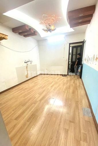 Cho thuê cc 93m, 3 ngủ thoáng đẹp, cách bách kinh xây 1km