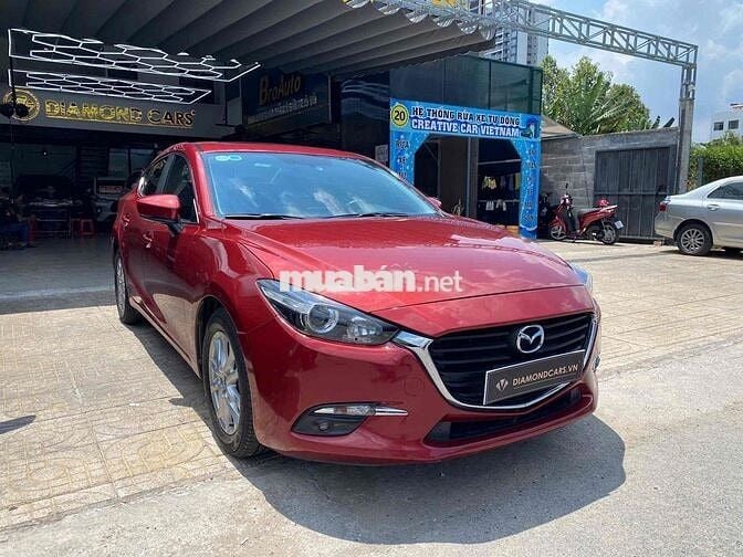 Mazda 3 2017 1.5 AT Sedan