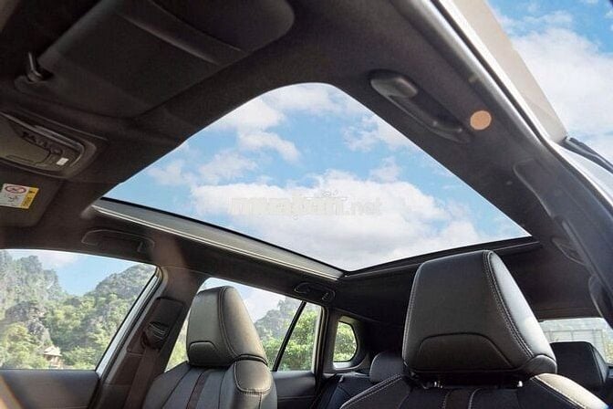 Toyota Corolla Cross - Tặng trước bạ +++