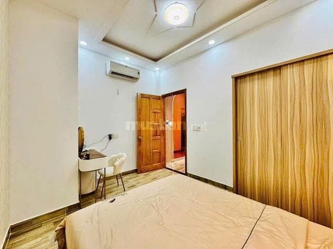 Bán nhà Trần Hưng Đạo Quận 5, sổ hồng riêng, giá tốt đầu tư chỉ 3tỷ 