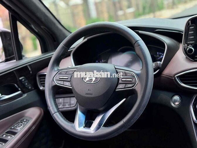 Hyundai SantaFe Premium 2.4L sản xuất 2020
