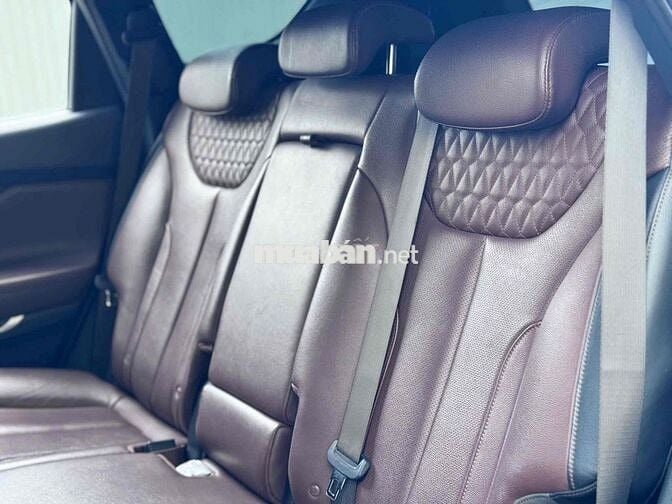 Hyundai SantaFe Premium 2.4L sản xuất 2020