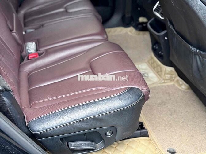 Hyundai SantaFe Premium 2.4L sản xuất 2020