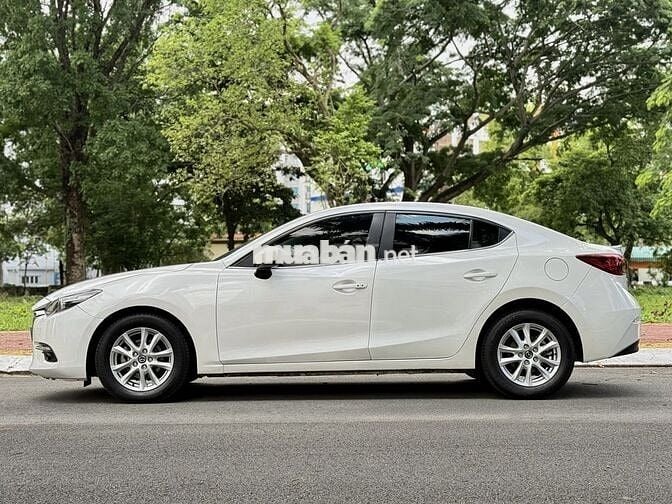 Mazda 3 2018 1.5 AT Sedan - 131.000 km, Facelift