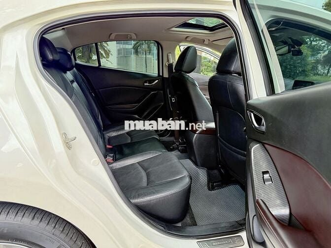 Mazda 3 2018 1.5 AT Sedan - 131.000 km, Facelift