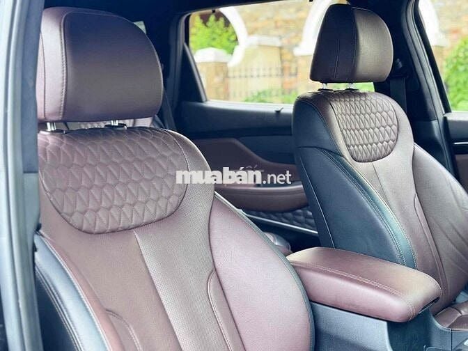 Hyundai SantaFe Premium 2.4L sản xuất 2020