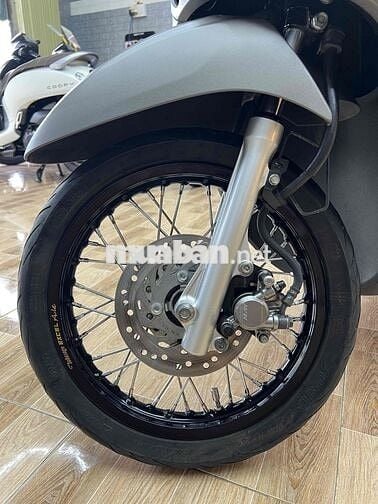 Scoopy hàng bỏ mẫu , giấy Rạch Giá máy zin êm ru