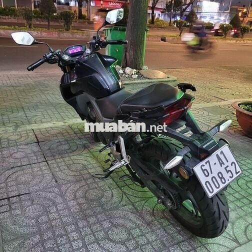 Cần Bán CB190R Màu Đen