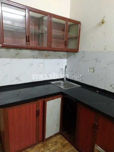 Cho thuê trọ 55m2 tầng 3 làng Ngọc Hà