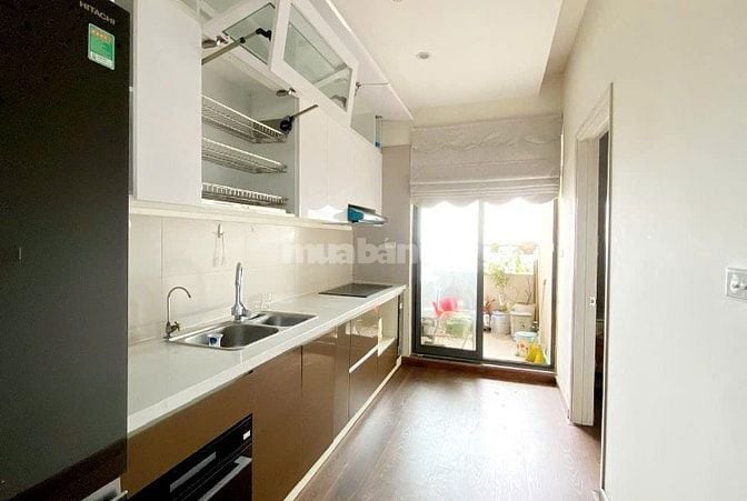Cho thuê căn 2 phòng ngủ , 2 ban công, 2 nhà vệ sinh, full đồ tại CT2 