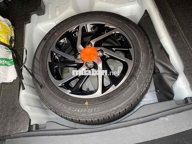 Toyota Vios 2023 E 1.5 MT - 27309 km