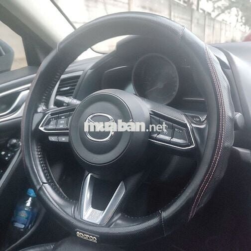 Mazda 3 2018 1.5 AT Sedan - 95000 km