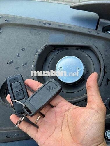 Vision 2024 odo 2k km bao Ko tua xã