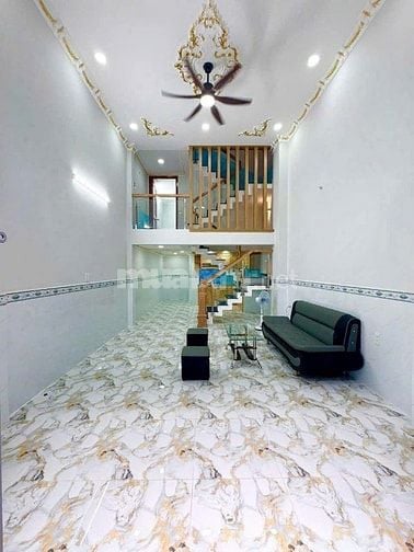 Chính chủ bán nhanh nhà gần công viên kênh nước đen 