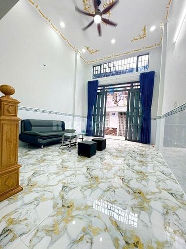 Chính chủ bán nhanh nhà gần công viên kênh nước đen 