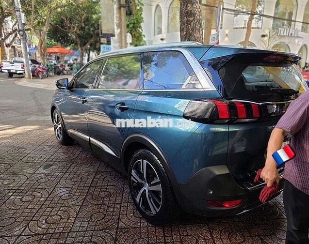 Peugeot 5008 2018 1.6L Turbo