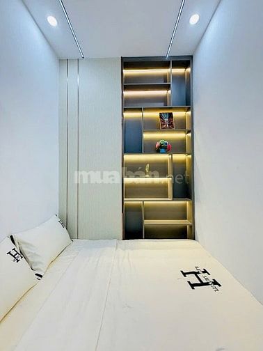 Chủ chuyển công tác ra Hà Nội bán căn Đường Đồng Nai p15 q10. 1,930tỷ