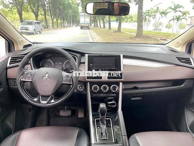Xpander Cross 1.5 AT 2021 đăng ký 2022
