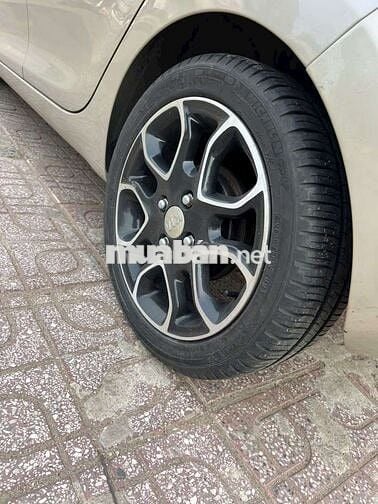 Kia Picanto 2013 S 1.25 AT - 63000 km