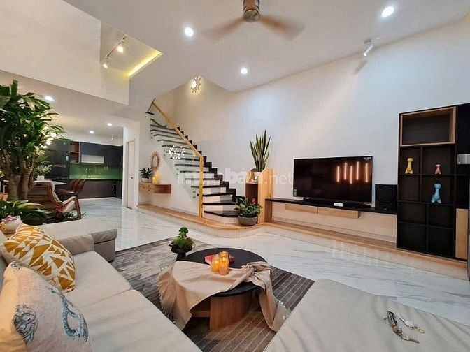 Nhà ngang 5,3m đường Ngô Nhân Tịnh, Q6. Đối diện chợ Bình Tây