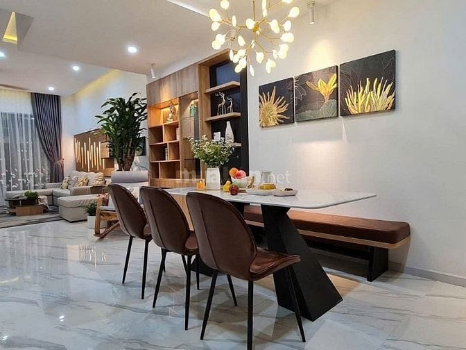 Nhà ngang 5,3m đường Ngô Nhân Tịnh, Q6. Đối diện chợ Bình Tây