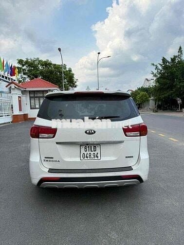 Kia Sedona 2018 2.2 DATH - 80000 km