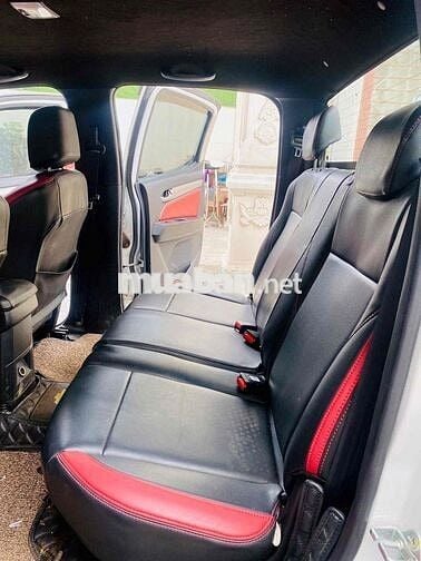 Chevrolet Colorado 2018 tự động 01 cầu - 88000 km