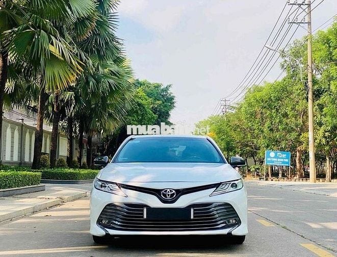 Toyota Camry 2020 2.5Q - 69000 km