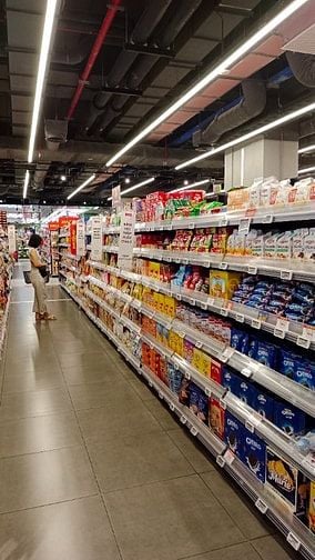 TUYỂN NHANH GẤP LĐPT :BÁN HÀNG , PHỤ KHO ,  TẠP VỤ - TUỔI TỪ 18 _ 60 